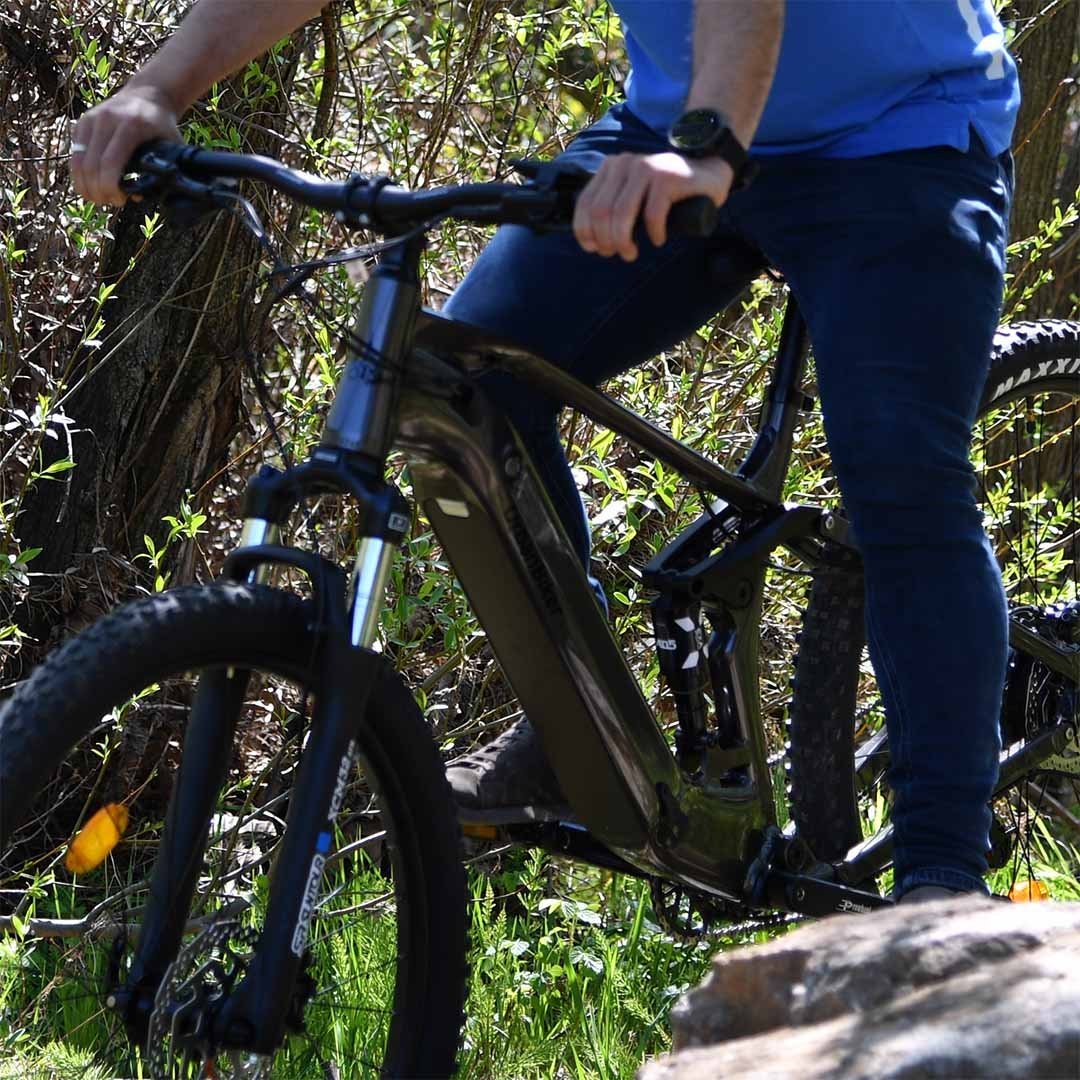 VTT Électrique UrbanBiker UB400B Tout Suspendu