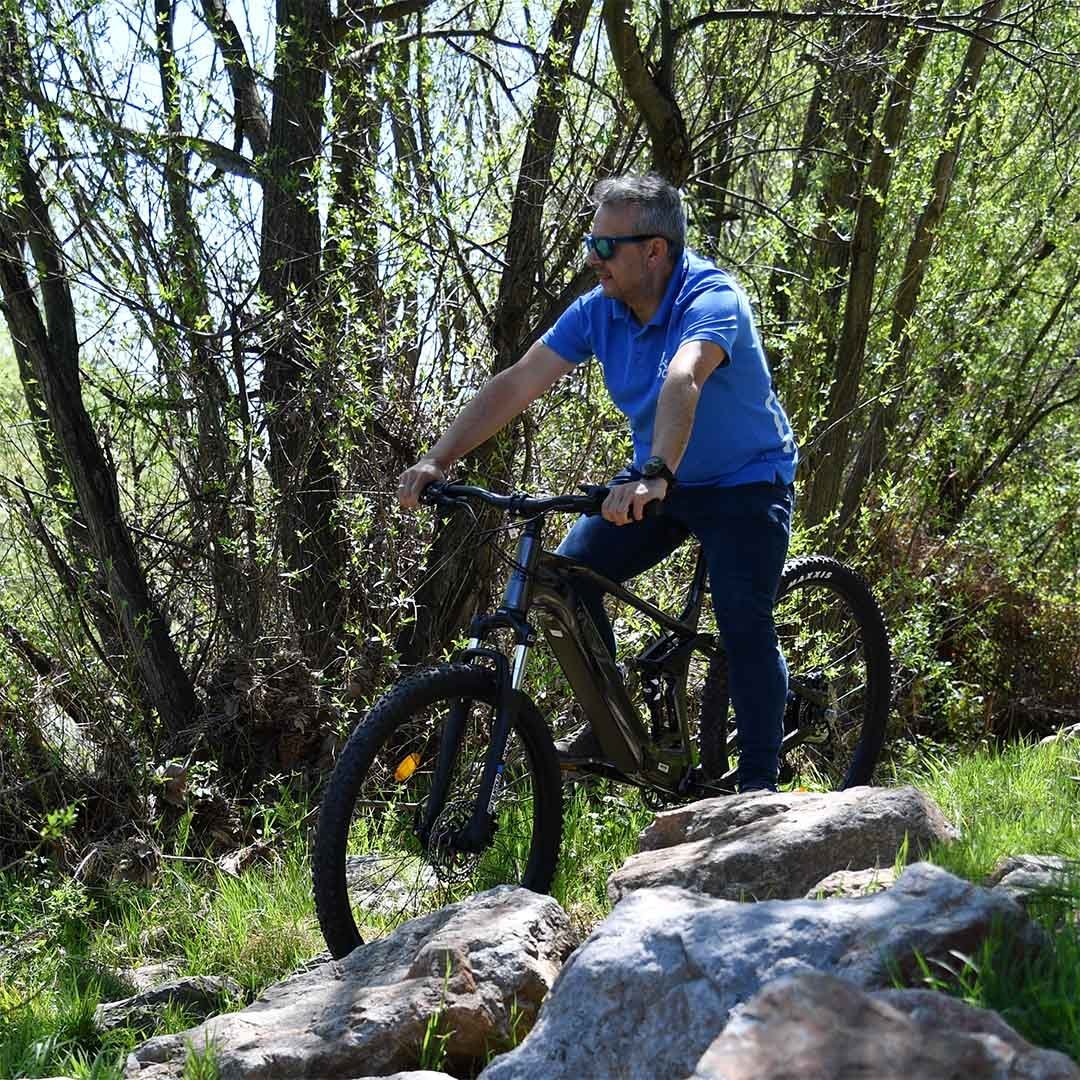 VTT Électrique UrbanBiker UB400B Tout Suspendu