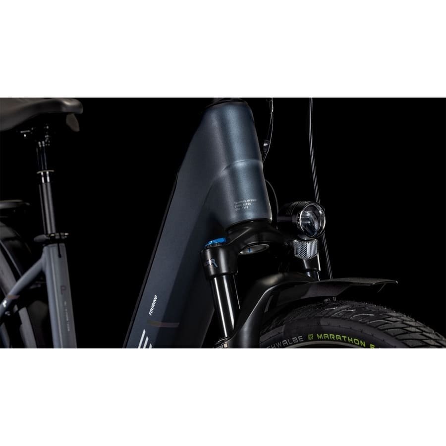 VTC Électrique Cube Touring Hybrid Pro 625 2025