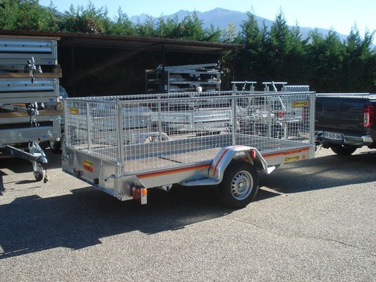 Remorque plateau MECANOREM RPMS 901 F - PTAC : 1300 Kg - 1 essieu freiné - 305 x 170 cm