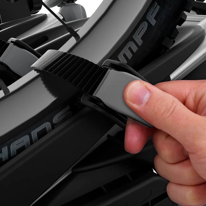 Porte vélo sur attelage Thule VeloCompact F 3 Vélos